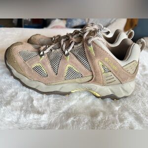 Columbia Pagora BL3452 Women’s Hiking Trail Shoes Size 8 Tan Brown Mesh Suede